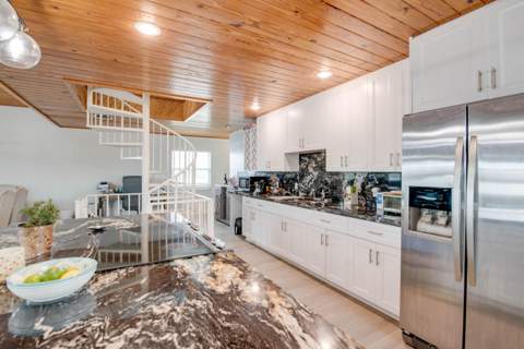 7 Boca Chica Road, Geiger Key FL - photo 6 of 24