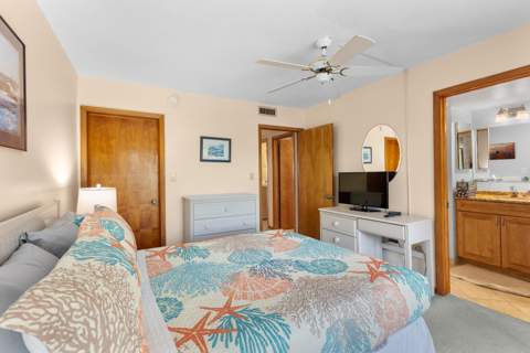 1133 W Ocean Drive #2, Key Colony FL - photo 19 of 53