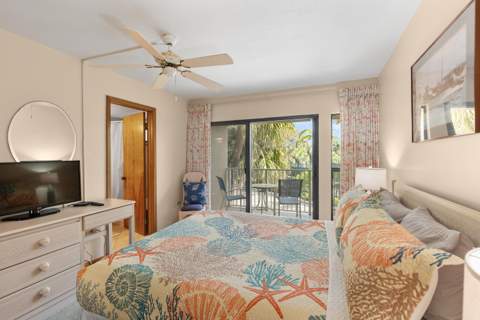 1133 W Ocean Drive #2, Key Colony FL - photo 18 of 53