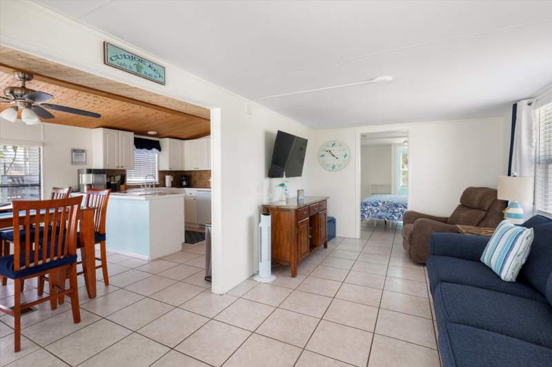 2 bedroom Mobile Home at 701 Spanish Main Drive #543, Venture Out (23.0), Cudjoe Key — photo 4