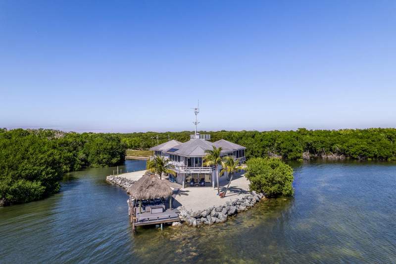 3 bedroom Single Family Residence at 10987 County Road 905, Cardsound Point 1 (905.0), Key Largo — photo 4
