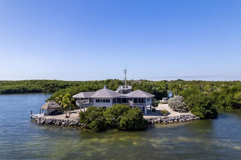 3 bedroom Single Family Residence at 10987 County Road 905, Cardsound Point 1 (905.0), Key Largo — photo 5