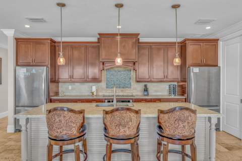 2394 Coco Plum Drive, Marathon FL - photo 11 of 57
