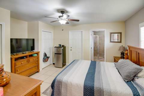 6460 Sunshine Street, Stock Island FL - photo 11 of 38