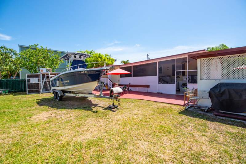 4 bedroom Single Family Residence at 6460 Sunshine Street, Maloney Sub (5.0), Stock Island — photo 3