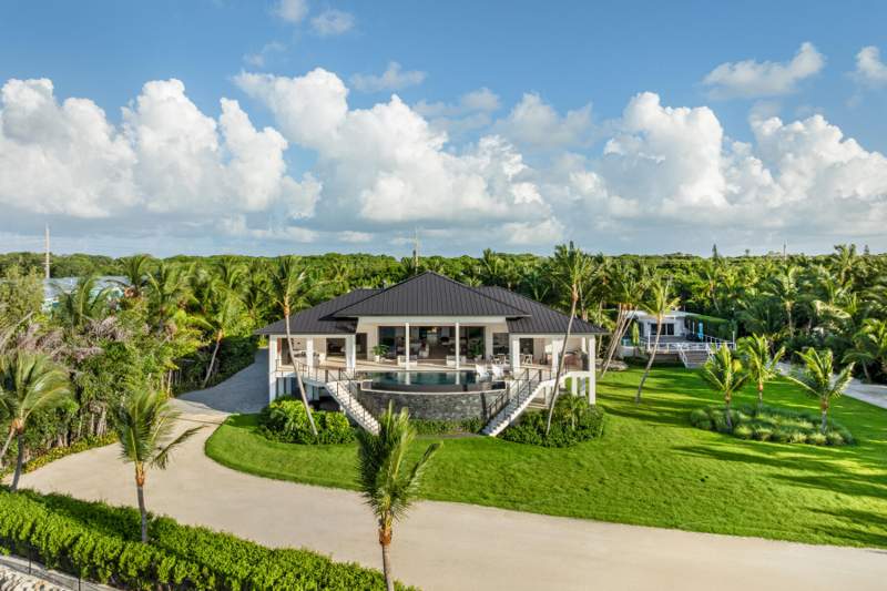 6 bedroom Single Family Residence at 87429 Old Highway, Plant Beach (87.5), Plantation Key — photo 3