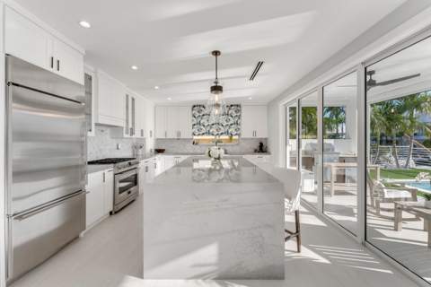 88 W Plaza Del Lago, Lower Matecumbe FL - photo 8 of 113