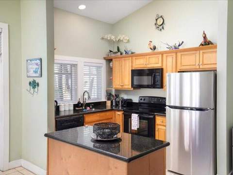 1445 S Roosevelt Boulevard #412, Key West FL - photo 7 of 40