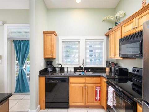 1445 S Roosevelt Boulevard #412, Key West FL - photo 13 of 40