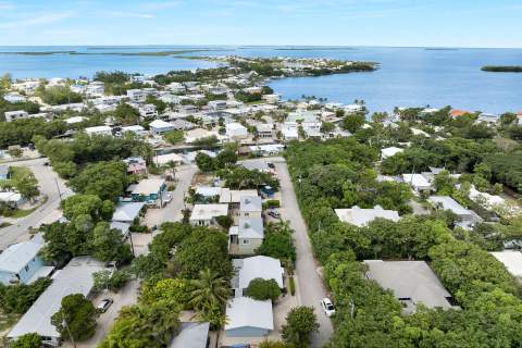 80 Le Grand Drive, Key Largo FL - photo 7 of 45