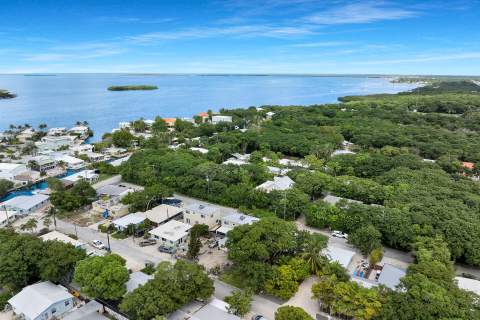 80 Le Grand Drive, Key Largo FL - photo 8 of 45
