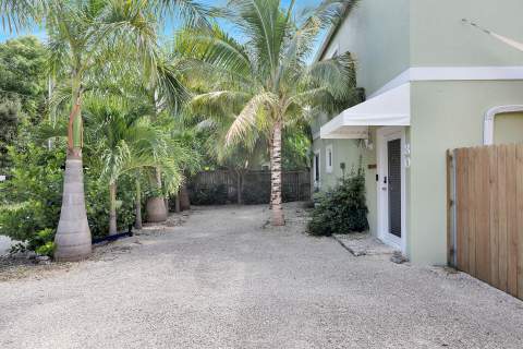 80 Le Grand Drive, Key Largo FL - photo 12 of 45