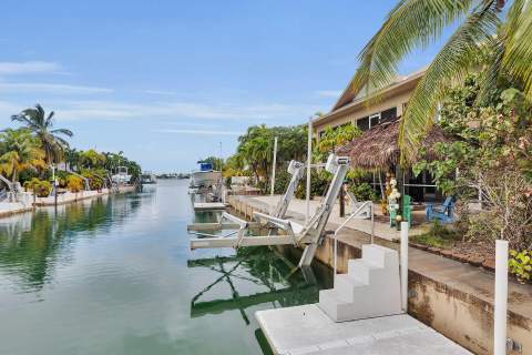 860 Lagoon Drive, Summerland Key FL - photo 22 of 27
