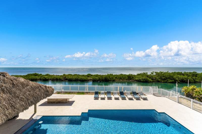 7 bedroom Single Family Residence at 308 Sabal Street, Yacht Club Island (61.0), Duck Key — photo 3