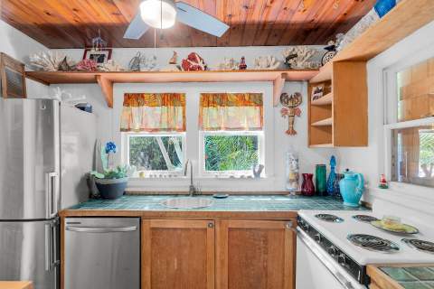 140 Tavern Drive, Key Largo FL - photo 11 of 23