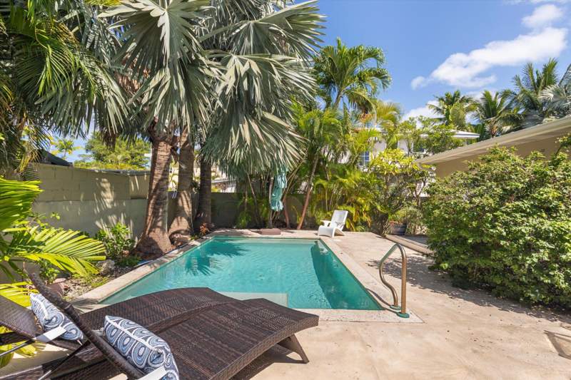 4 bedroom Single Family Residence at 1719 Laird Street, Pearlmans Subd (2.0), Key West — photo 2