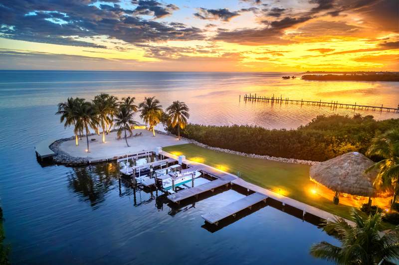 6 bedroom Single Family Residence at 16750 Old State Road 4A, Sugarloaf Beach (17.0), Sugarloaf Key — photo 3