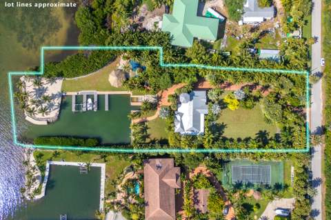 16750 Old State Road 4A, Sugarloaf Key FL - photo 6 of 100