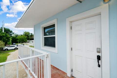 127 Seaside Avenue, Key Largo FL - photo 7 of 50