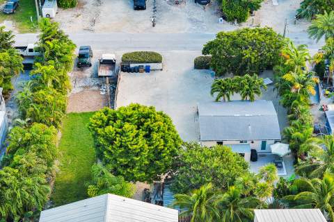 543 74Th Street, Marathon FL - photo 9 of 35