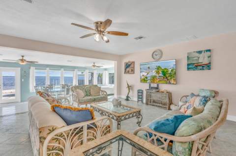 1607 Sunrise Drive, Big Pine Key FL - photo 9 of 43
