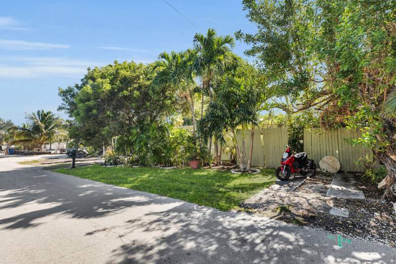 2 bedroom Single Family Residence at 30920 Baileys Lane, Doctors Arm (30.5), Big Pine Key — photo 4