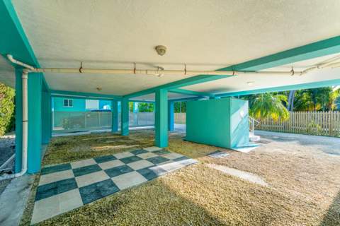 189 Carroll Street, Upper Matecumbe Key Islamorada FL - photo 6 of 37