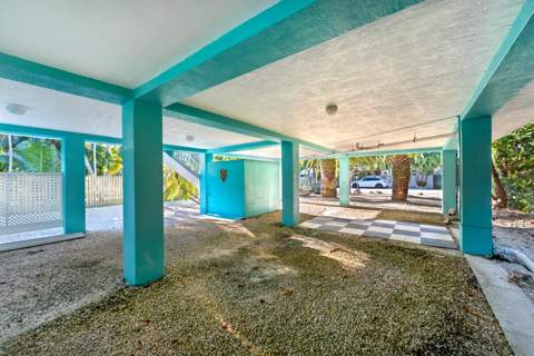 189 Carroll Street, Upper Matecumbe Key Islamorada FL - photo 7 of 37