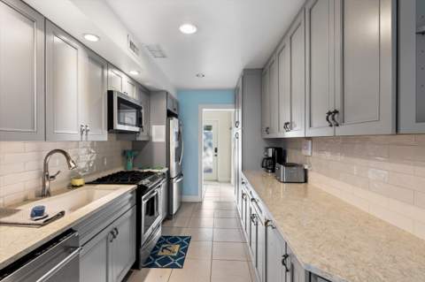 293 96Th Street Ocean, Marathon FL - photo 14 of 45