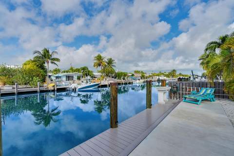 171 10Th Street, Key Colony FL - photo 6 of 56