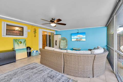 171 10Th Street, Key Colony FL - photo 10 of 56