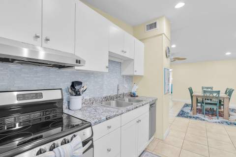 171 10Th Street, Key Colony FL - photo 22 of 56