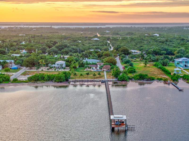 3 bedroom Single Family Residence at 30468 Oleander Boulevard, Palm Villa (30.5), Big Pine Key — photo 2