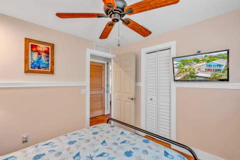 420 W Indies Drive, Ramrod Key FL - photo 19 of 43