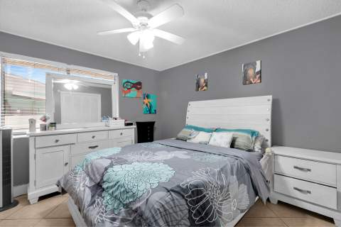 427 89Th Street Ocean, Marathon FL - photo 16 of 33