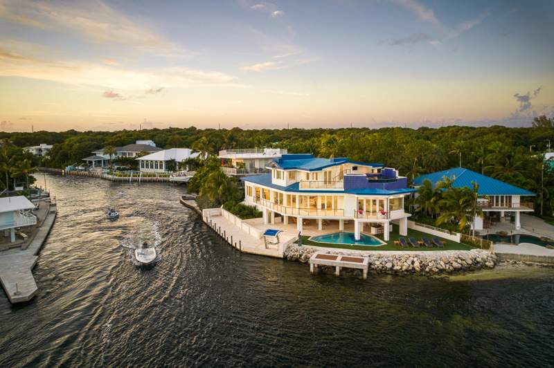 4 bedroom Single Family Residence at 180 Pompano Drive, Anglers Park (103.0), Key Largo — photo 2