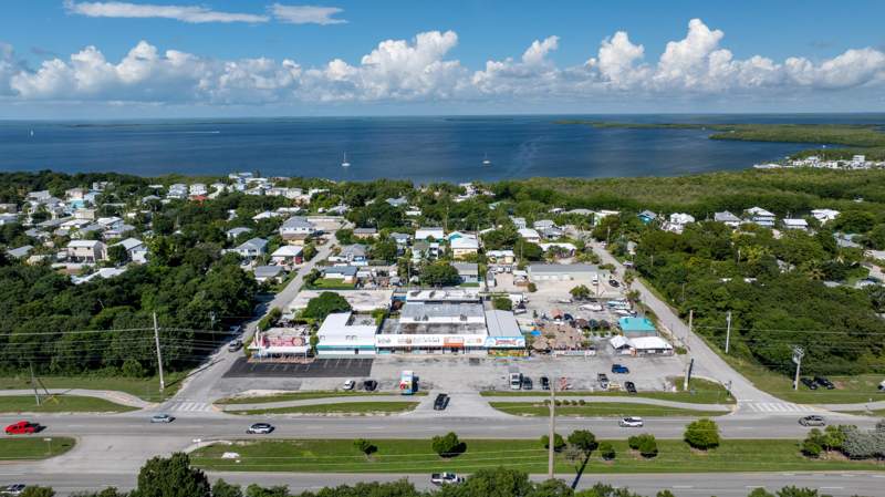 3 bedroom Single Family Residence at 100636 Overseas Highway, Key Largo Park (101.0), Key Largo — photo 5