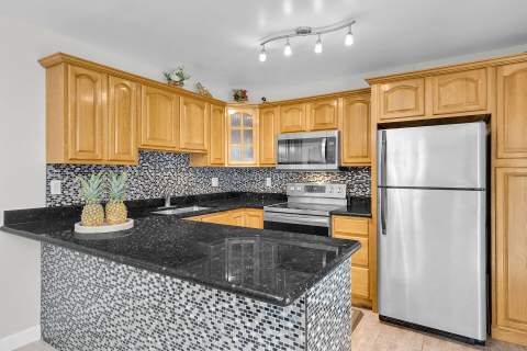 3205 Pearl Avenue, Key West FL - photo 10 of 32