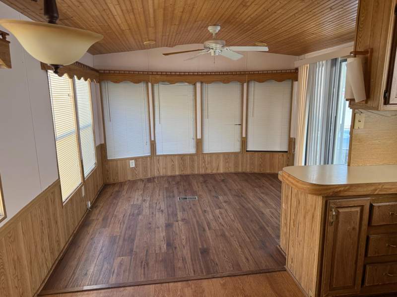 1 bedroom Mobile Home at 55 Boca Chica Road #57, Seaside Resort Tp (10.0), Big Coppitt — photo 2