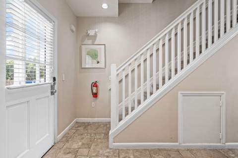 5086 Sunset Village Drive, Duck Key FL - photo 6 of 54