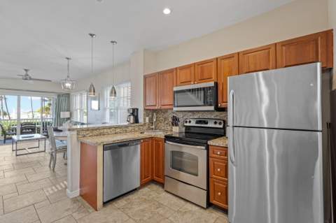 5086 Sunset Village Drive, Duck Key FL - photo 7 of 54