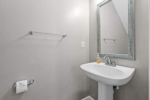 5086 Sunset Village Drive, Duck Key FL - photo 18 of 54