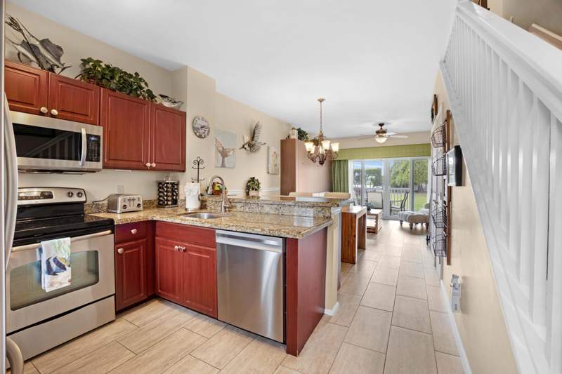 2 bedroom Townhouse at 5100 Sunset Village Drive, Village at Hawks Cay (61.0), Duck Key — photo 5
