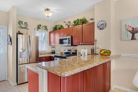 5100 Sunset Village Drive, Duck Key FL - photo 8 of 41