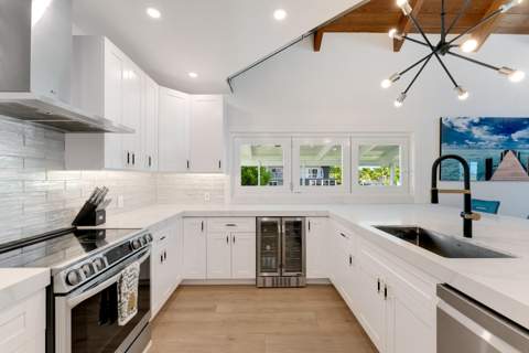 185 Ojibway Avenue, Plantation Key FL - photo 15 of 49