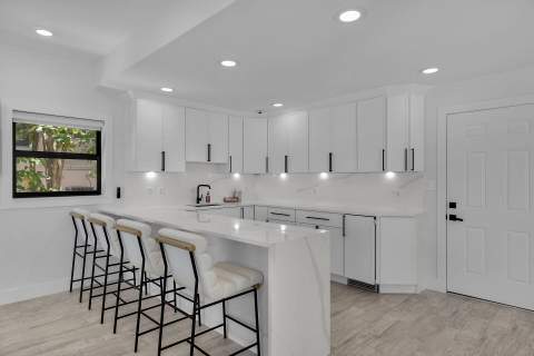 362 E Seaview Drive, Duck Key FL - photo 18 of 63