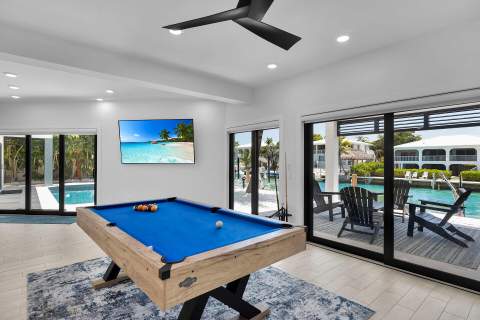 362 E Seaview Drive, Duck Key FL - photo 19 of 63
