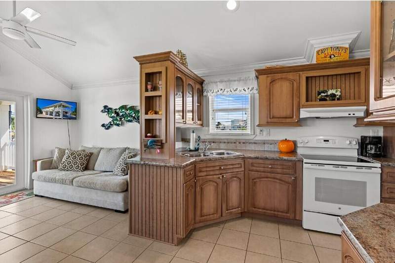 1 bedroom Single Family Residence at 31478 Avenue E, Sands Sub (31.0), Big Pine Key — photo 5