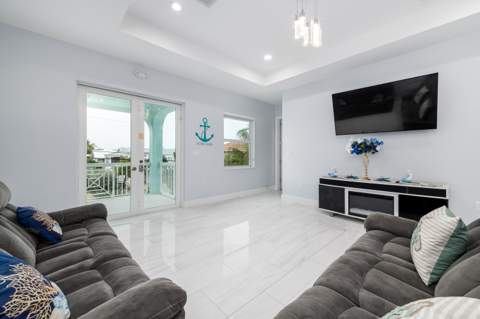 426 Calle Limon, Marathon FL - photo 15 of 57
