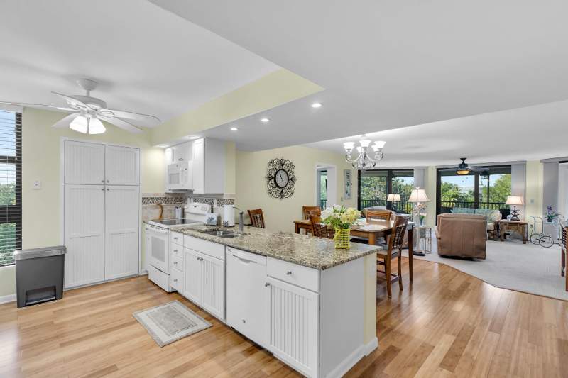 3 bedroom Condominium at 6204 Gulf Of Mexico Boulevard #204, Seawatch (53.5), Marathon — photo 2